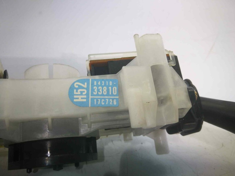 Recambio de mando luces y limpia para toyota camry (v10) 2.2 gl referencia OEM IAM 17C726  8431033810