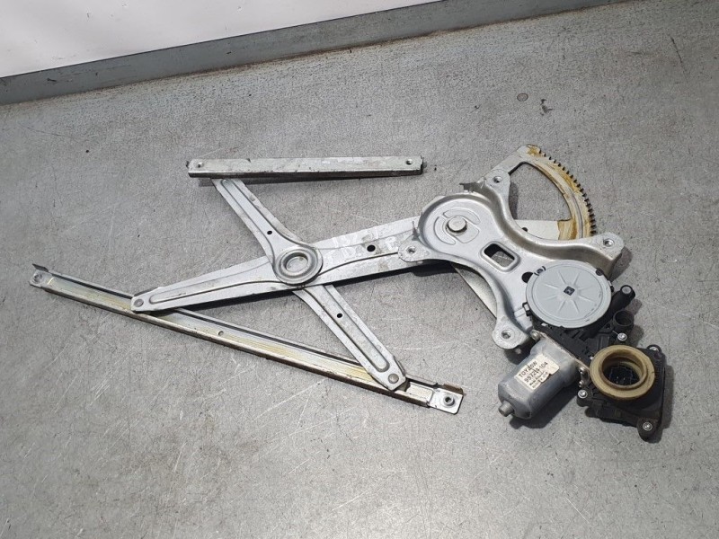 Recambio de elevalunas trasero derecho para toyota corolla verso (r1) 2.2 d-4d luna referencia OEM IAM 997250104  ELECTRICO 6 PI