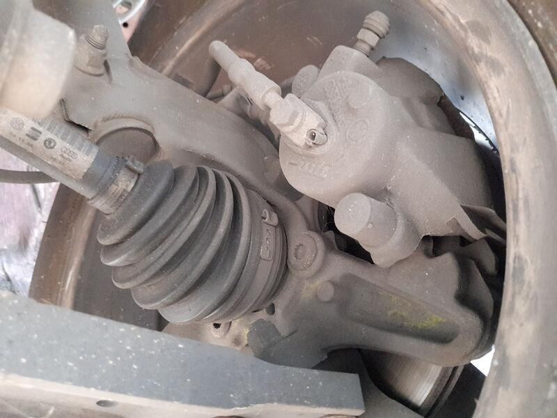 Recambio de mangueta delantera izquierda para volkswagen golf vi (5k1) 2.0 tdi referencia OEM IAM 1K0407255T  