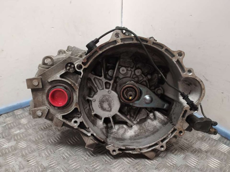 Recambio de caja cambios para kia cee´d drive referencia OEM IAM WDJ6 518631 6VELOCIDADES