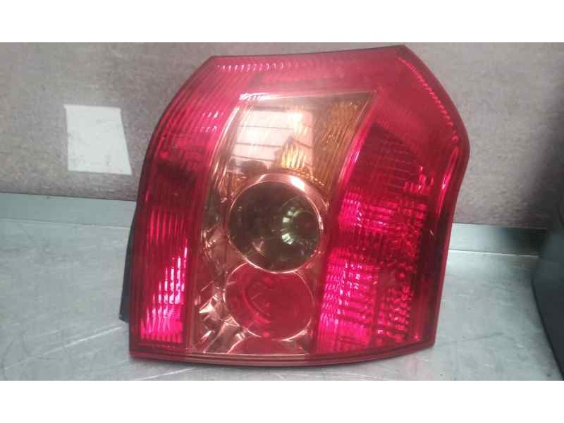 Recambio de piloto trasero derecho para toyota corolla familiar (e12) 1.4 d-4d luna referencia OEM IAM   