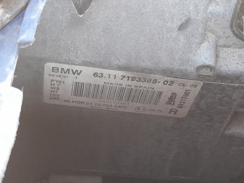 Recambio de faro derecho para bmw 1 (e81) 118 d referencia OEM IAM 63117193388  