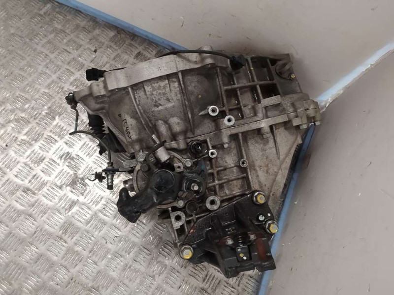 Recambio de caja cambios para kia cee´d drive referencia OEM IAM WDJ6 518631 6VELOCIDADES