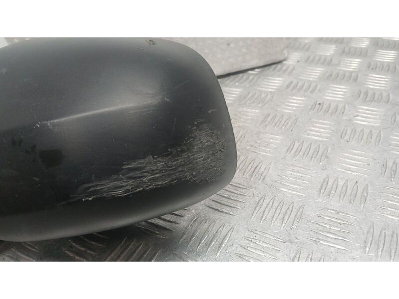 Recambio de retrovisor izquierdo para dacia sandero podium referencia OEM IAM 963023121R C/ MANDO, TOCADO 