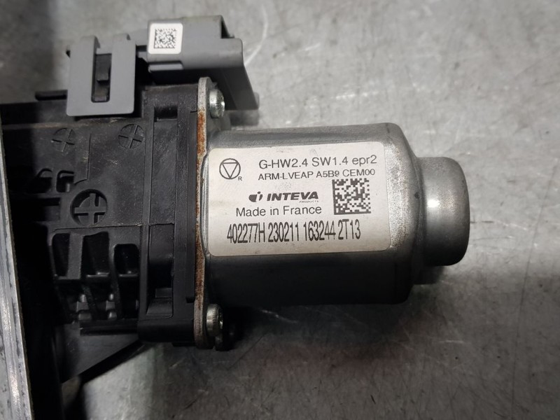 Recambio de elevalunas delantero izquierdo para citroën c4 lim. white attraction referencia OEM IAM   ELECTRICO 6 PINS GRAPA TOC