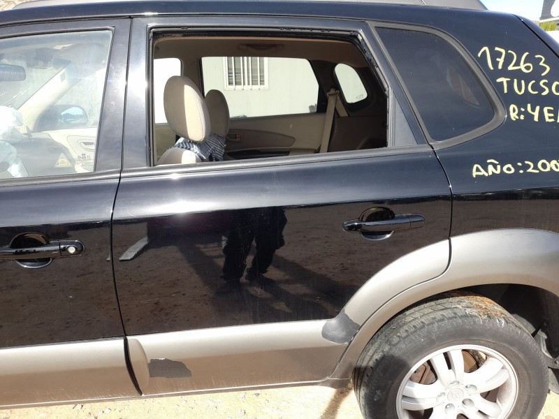 Recambio de puerta trasera izquierda para hyundai tucson (jm) 2.0 crdi referencia OEM IAM 770032E020  