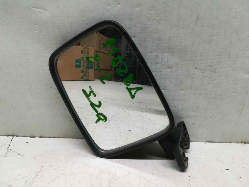 Recambio de retrovisor izquierdo para mazda e 2000 referencia OEM IAM   