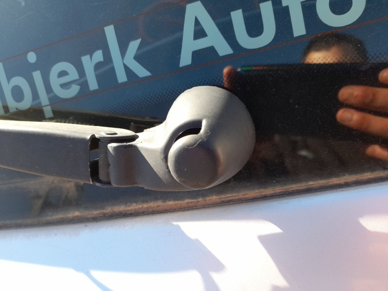 Recambio de motor limpia trasero para audi a3 (8l1) 1.6 referencia OEM IAM 8L0955711B  