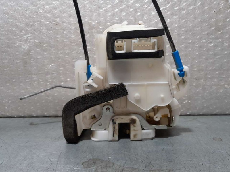 Recambio de cerradura puerta delantera izquierda para subaru legacy kombi/outback b14 limited referencia OEM IAM 61032AJ150  