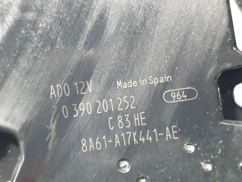 Recambio de motor limpia trasero para ford fiesta (ccn) trend referencia OEM IAM 8A61A17K441AE 0390201252 BOSCH