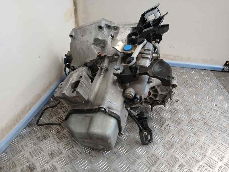 Recambio de caja cambios para peugeot 208 signature referencia OEM IAM 20A704 1109595 5VELOCIDADES