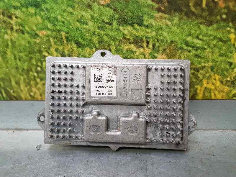 Recambio de centralita faro para peugeot 3008 gt referencia OEM IAM 90089469  VALEO