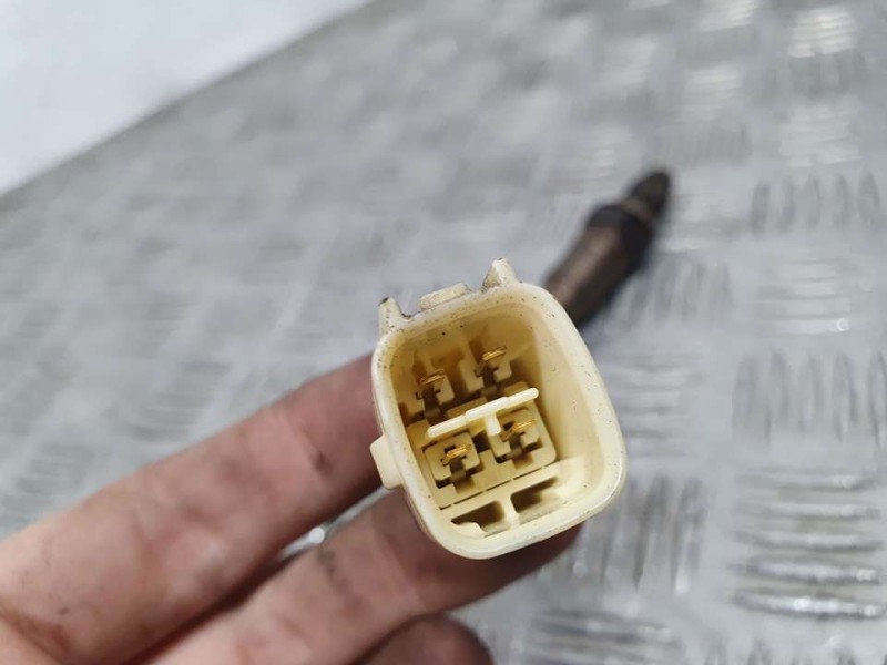 Recambio de sonda lambda para lexus is 300h referencia OEM IAM 8946730060 DENSO 