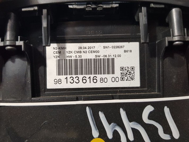 Recambio de cuadro instrumentos para citroën c3 feel referencia OEM IAM 98133616800 SN10228267 