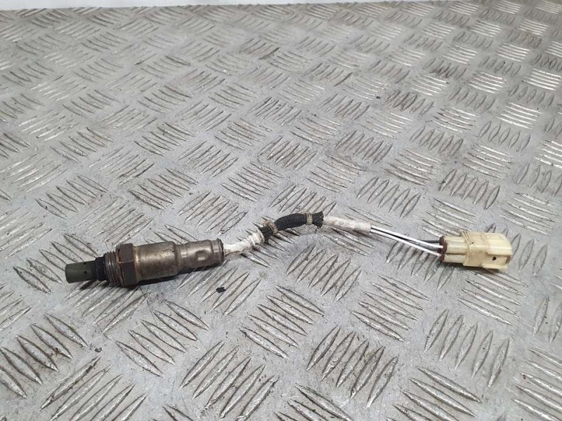 Recambio de sonda lambda para lexus is 300h referencia OEM IAM 8946553250  