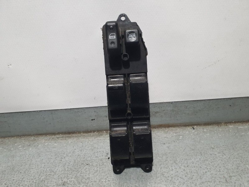 Recambio de mando elevalunas delantero izquierdo para toyota corolla verso (r1) 2.2 d-4d luna referencia OEM IAM 37073C261B 8482