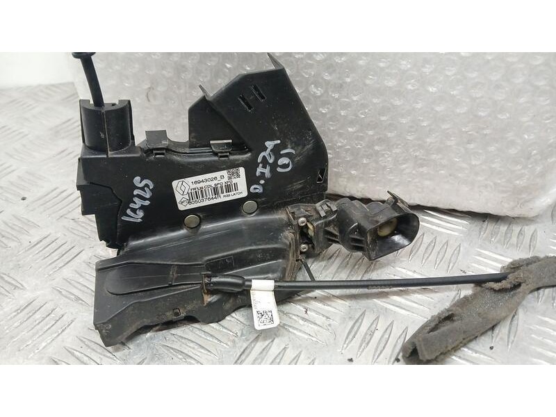 Recambio de cerradura puerta delantera izquierda para renault talisman executive referencia OEM IAM 805034777R 16943026B 