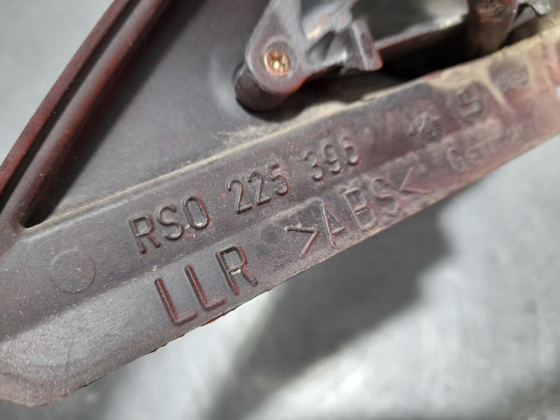 Recambio de retrovisor derecho para audi a3 (8l) 1.9 tdi ambiente referencia OEM IAM RSO225396  ELECTRICO/TOCADO 5 CABLES