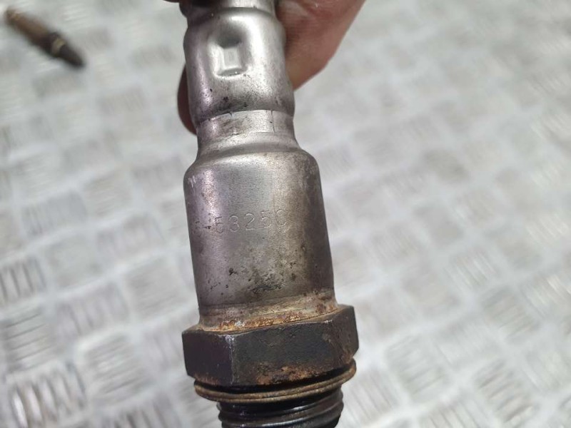 Recambio de sonda lambda para lexus is 300h referencia OEM IAM 8946553250  