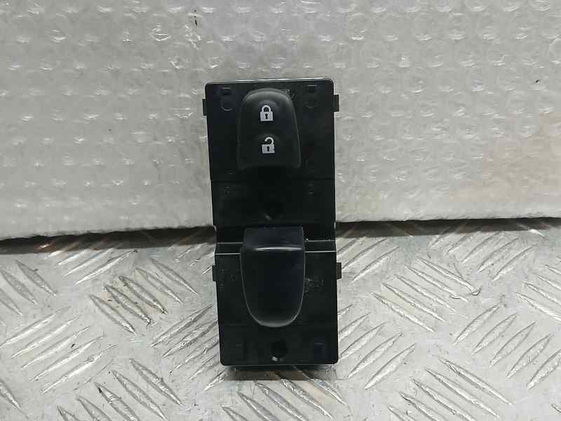 Recambio de mando elevalunas delantero derecho para nissan juke (f15) acenta referencia OEM IAM 254111KA5A  