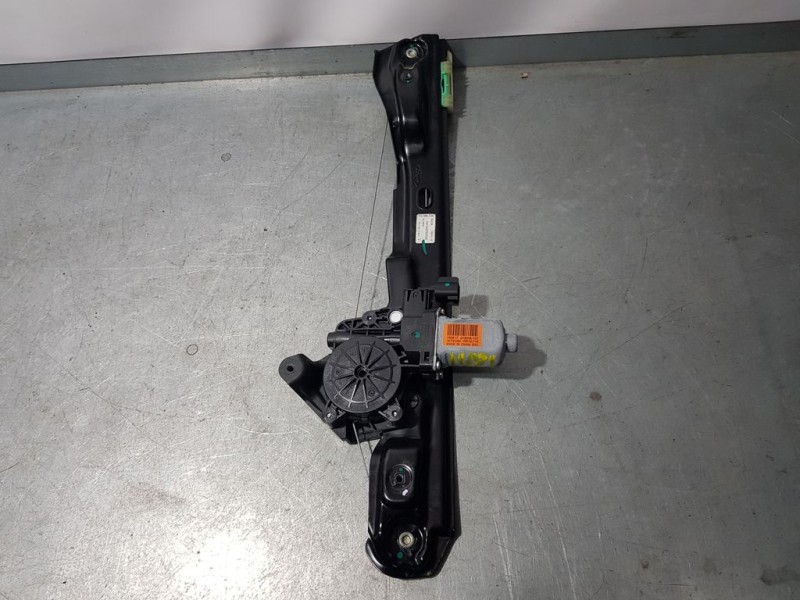 Recambio de elevalunas trasero derecho para ford ecosport titanium referencia OEM IAM CN15A27000CD  FOMOCO ELECTRICO 2 PINS