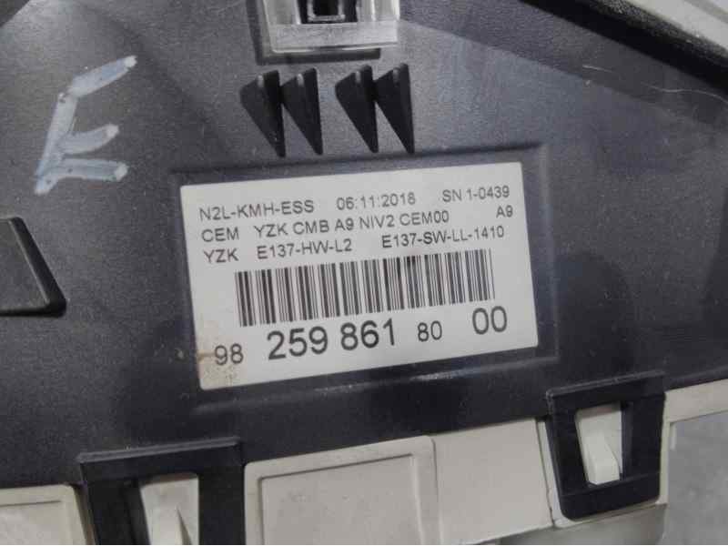 Recambio de cuadro instrumentos para peugeot 208 signature referencia OEM IAM 9825986180  