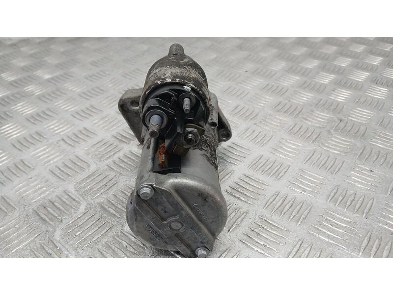 Recambio de motor arranque para nissan juke (f15) acenta referencia OEM IAM 233004868R BOSCH 0001170629