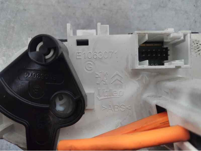 Recambio de mando calefaccion / aire acondicionado para peugeot 208 signature referencia OEM IAM E106307  VALEO