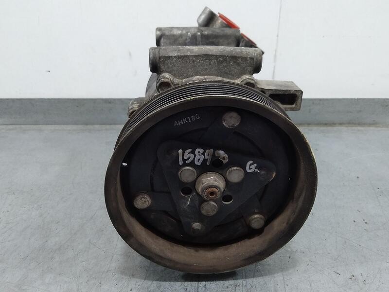 Recambio de compresor aire acondicionado para renault clio iii luxe privilege referencia OEM IAM 8200819568  Sanden