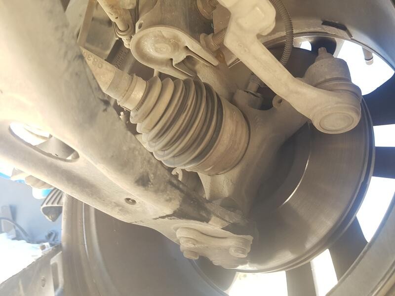 Recambio de mangueta delantera derecha para peugeot 208 ii (ub_, up_, uw_, uj_) 1.2 puretech 100 referencia OEM IAM 9826877980  