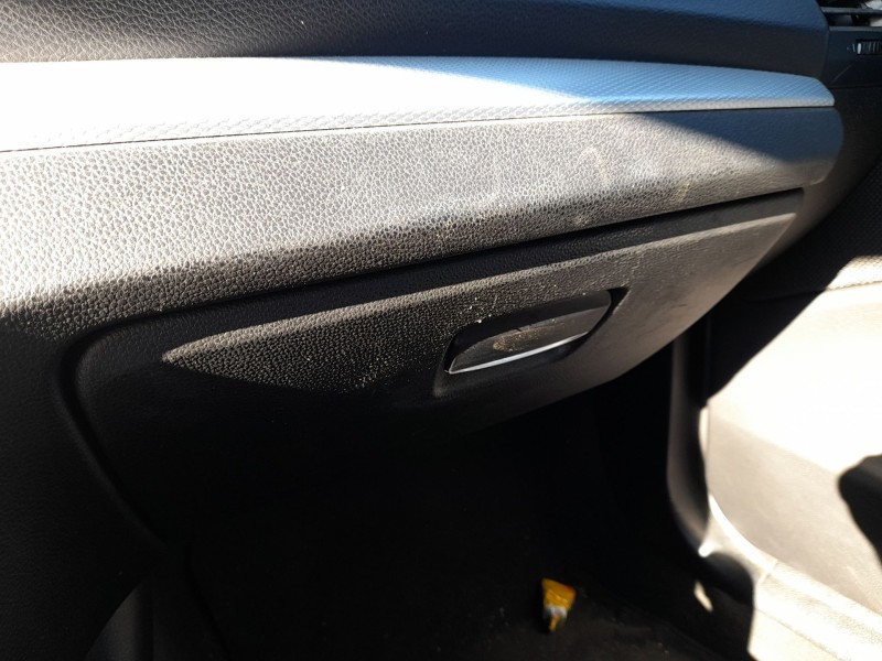 Recambio de guantera para bmw 1 (e81) 118 d referencia OEM IAM 51167135697  