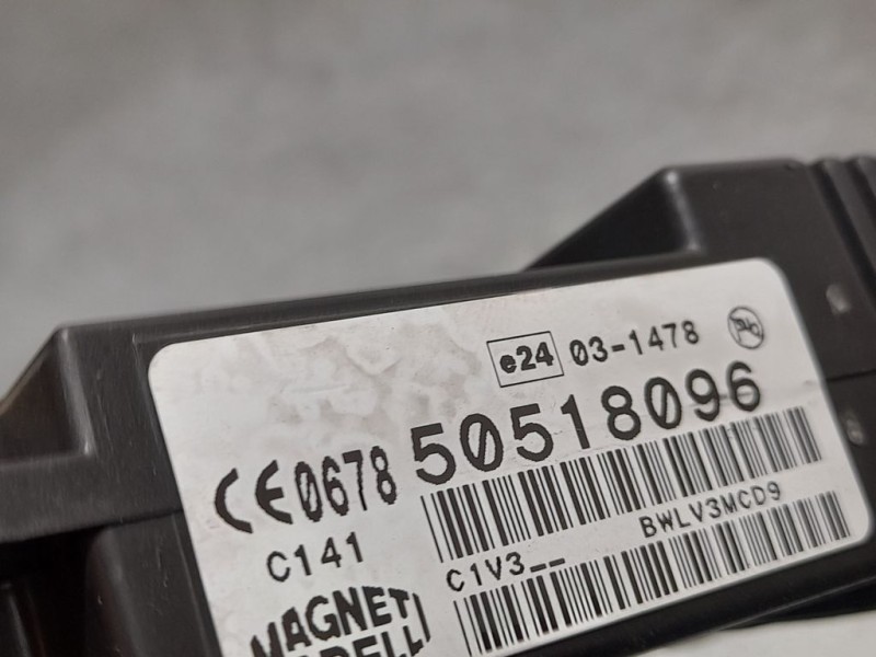 Recambio de modulo electronico para alfa romeo mito (145) distinctive referencia OEM IAM 50518096  MAGNETI MARELLI