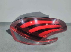 Recambio de piloto trasero derecho para peugeot 208 signature referencia OEM IAM 9672628380  