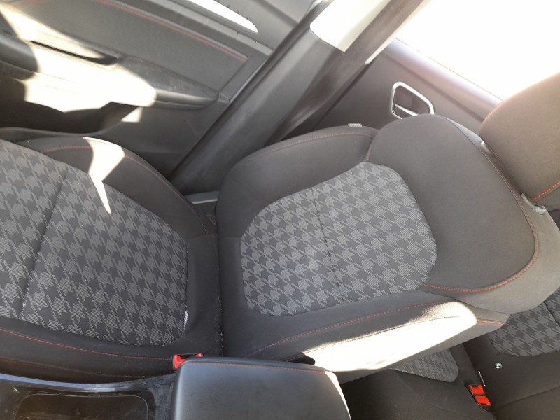 Recambio de asiento delantero derecho para mg zs suv (azs1) 1.0 t-gdi referencia OEM IAM   
