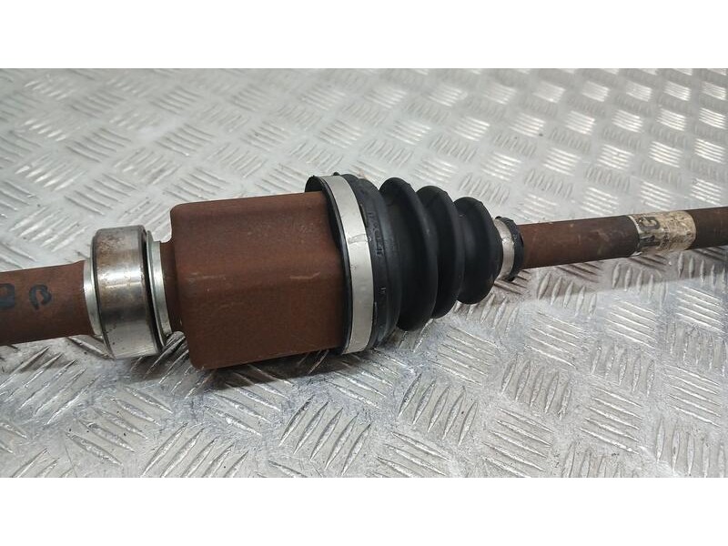 Recambio de transmision delantera derecha para nissan juke (f15) acenta referencia OEM IAM 391001KC0B  