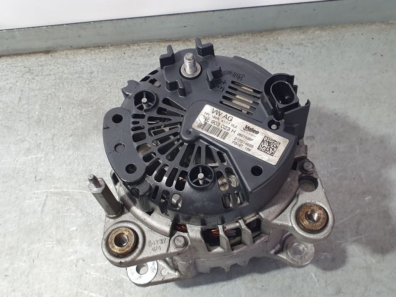Recambio de alternador para skoda superb (3v3) active referencia OEM IAM 04L906023H 2627026F VALEO