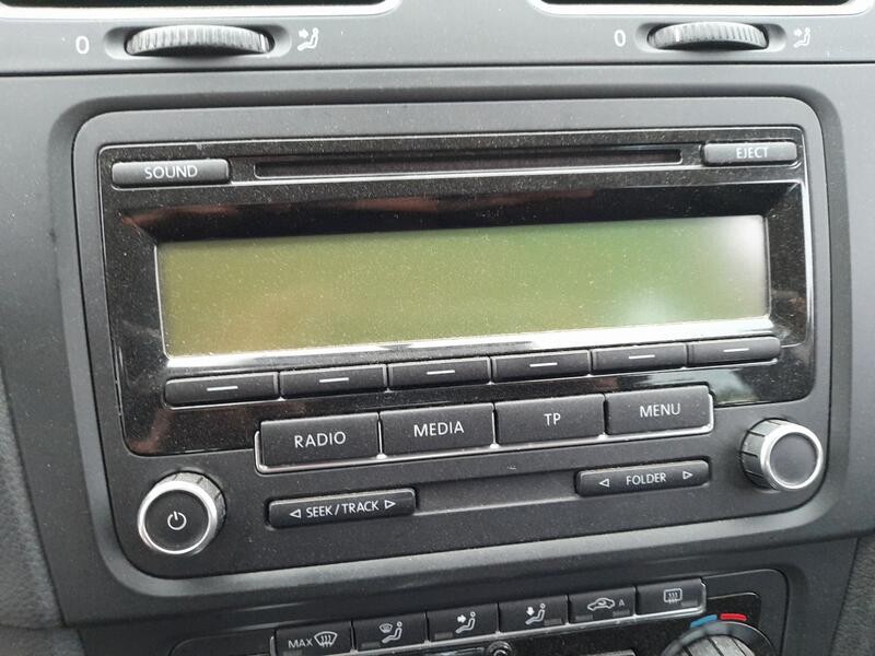 Recambio de sistema audio / radio cd para volkswagen golf vi (5k1) 2.0 tdi referencia OEM IAM 1K0057186AA  