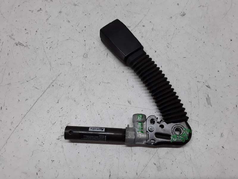 Recambio de pretensor airbag derecho para bmw serie 3 berlina (e46) 320d referencia OEM IAM   