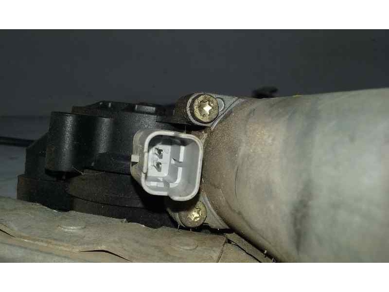 Recambio de elevalunas delantero derecho para peugeot 206 berlina xs referencia OEM IAM  2 PINS ELECTRICO