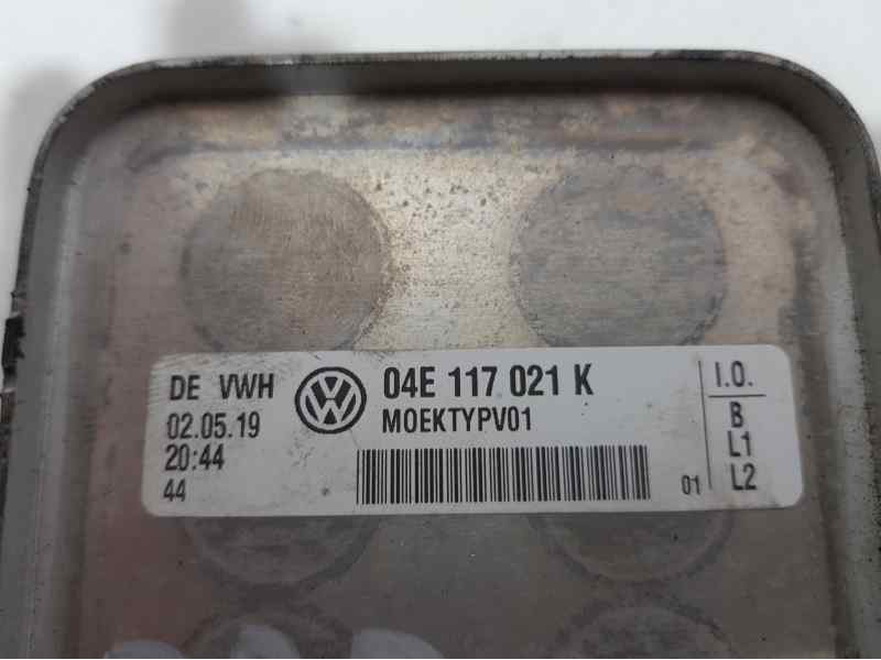 Recambio de enfriador aceite motor para seat arona 1.5 16v tsi act referencia OEM IAM 04E117021K  