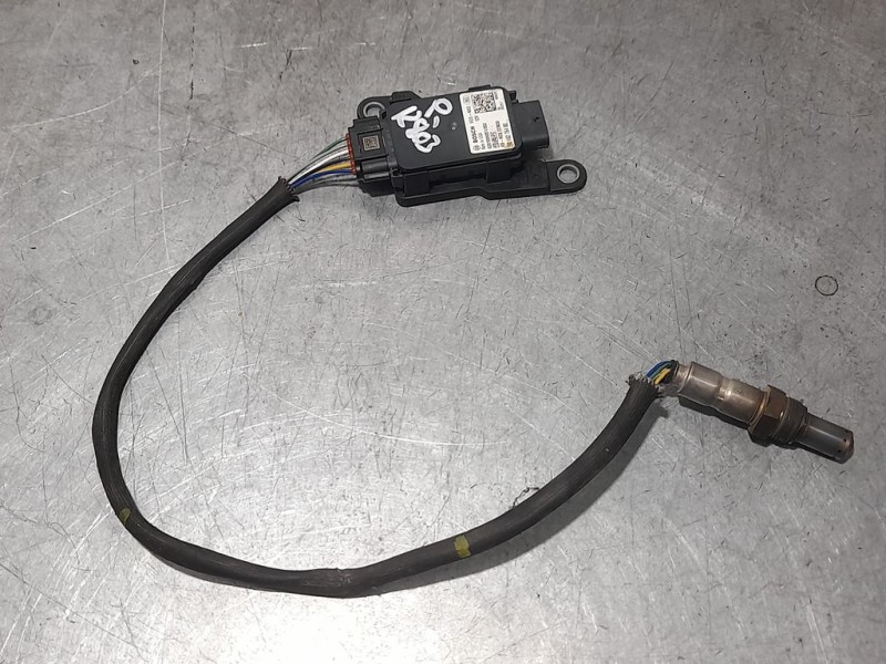 Recambio de sonda lambda para peugeot 208 1.6 e-hdi fap referencia OEM IAM 9816276480 0281006851 BOSCH