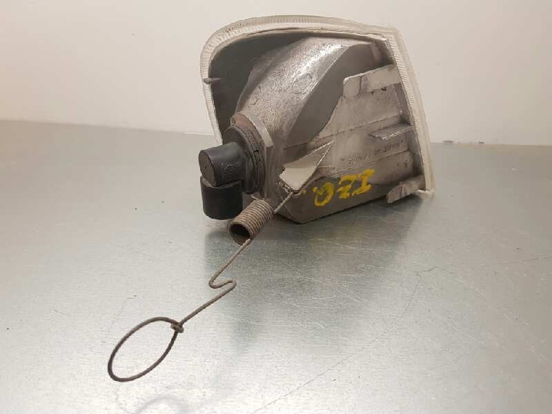 Recambio de piloto delantero izquierdo para peugeot 405 berlina 1.9 turbodiesel referencia OEM IAM   