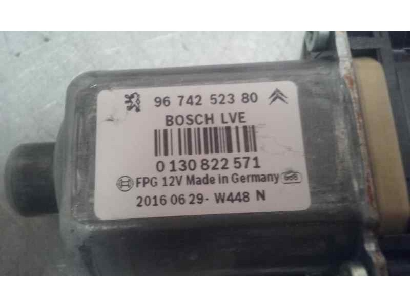 Recambio de elevalunas delantero izquierdo para citroën c4 cactus onetone referencia OEM IAM 9674252380 2 PINS ELECTRICO