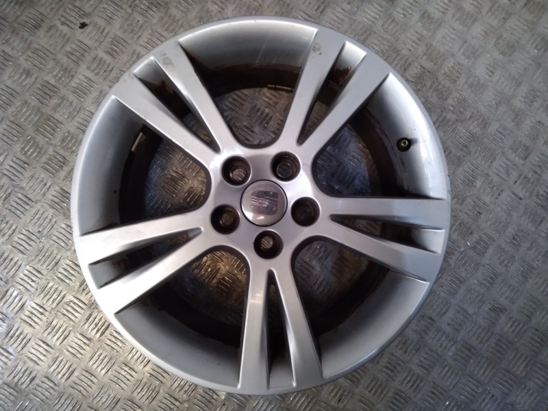 Recambio de llanta para seat ibiza (6j5) reference referencia OEM IAM 7X16 5 TORN ET43 ALUMINIO 