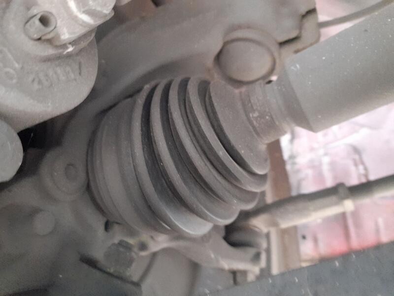 Recambio de transmision delantera derecha para volkswagen golf vi (5k1) 2.0 tdi referencia OEM IAM 5Q0407272FF  