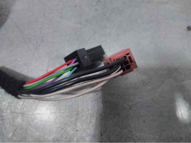 Recambio de retrovisor izquierdo para peugeot 208 signature referencia OEM IAM 232673077  ELECTRICO
