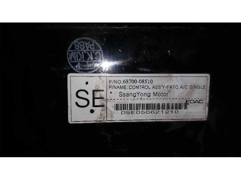 Recambio de mando climatizador para ssangyong rexton 270 xdi limited referencia OEM IAM 6870008510  KDAC
