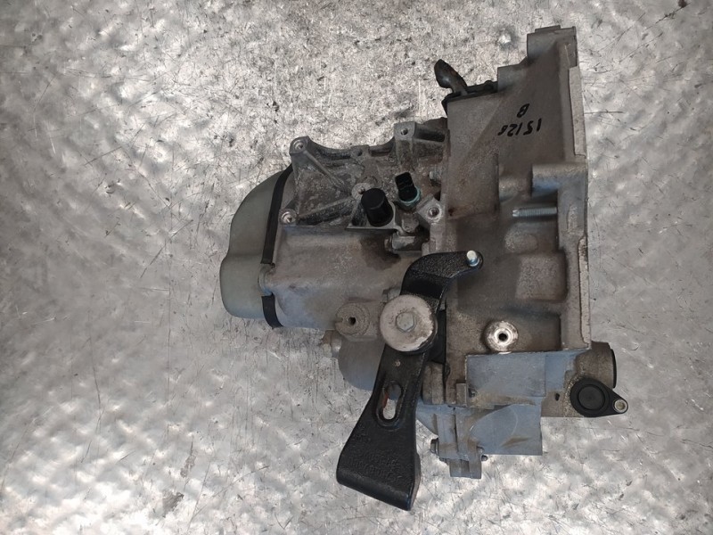 Recambio de caja cambios para peugeot 108 top allure referencia OEM IAM 20CR16 1131602 5VELOCIDADES