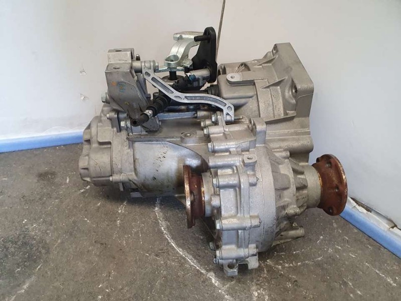 Recambio de caja cambios para seat arona fr referencia OEM IAM TKN 02128 6VELOCIDADES