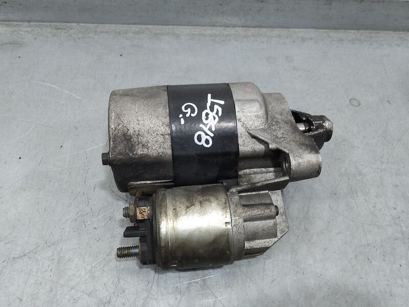 Recambio de motor arranque para renault clio iii luxe privilege referencia OEM IAM 8200369521f  Valeo